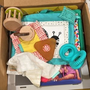 Lovevery The Charmer Playkit 3-4 Months